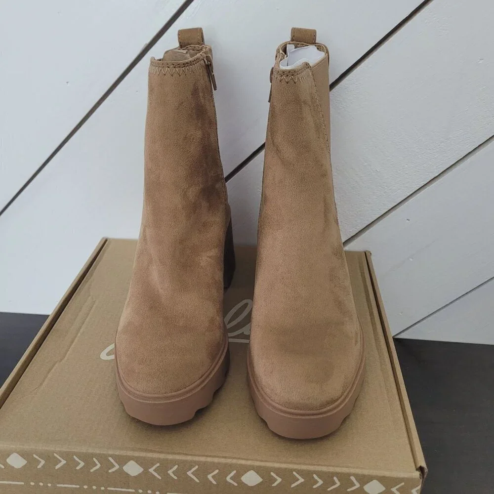 NWT Zodiac Teresa-Chelsea Womens 7M Tan Faux Suede Chunky Heel Ankle Boots - Picture 4 of 9